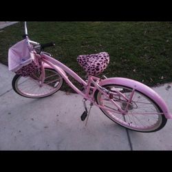 Woman's Beach Cruiser 