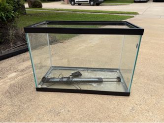 Glass aquarium