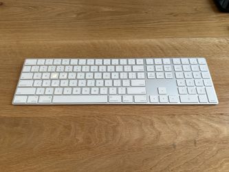 Apple Magic Keyboard with Numeric Keypad
