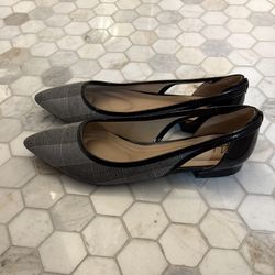 Bella True Comfort Flats Size 9