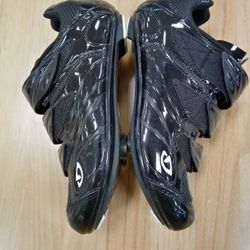 GIRO WOMEN'S ROAD BIKE SHOES SIZE 7