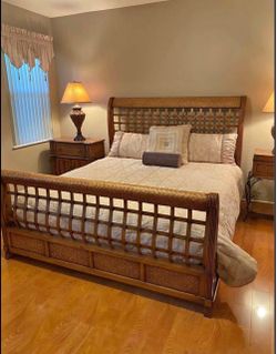 PALM COYRT STYLE BEDROOM SET ( deliver available)