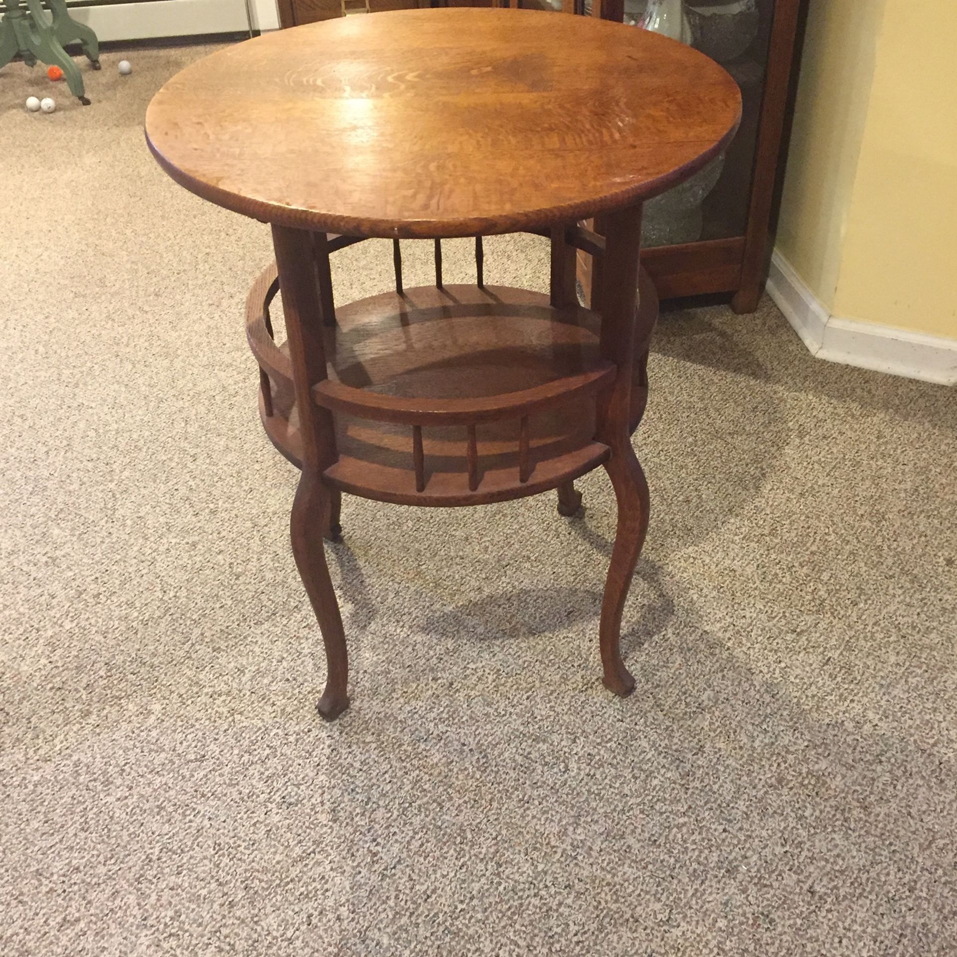 Antique Tiger Oak Side Table With Curved Legs Beautiful Piece