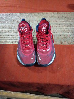 Nike Red Zoom Size 11 Obo