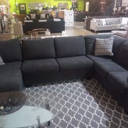 Huge Sectional With Both Big Chaise 