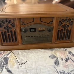 Antique Stereo 