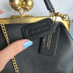 Sold Out Coach Kisslock 