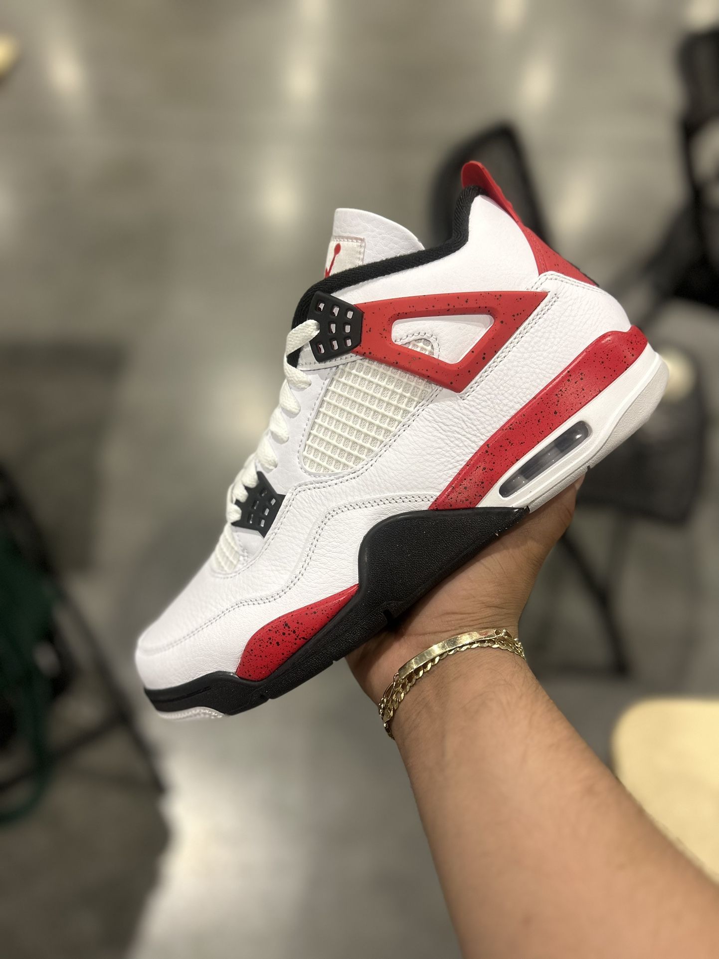 Jordan 4 Red Cement Sz 11