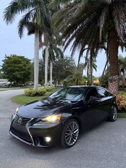 2016 Lexus IS