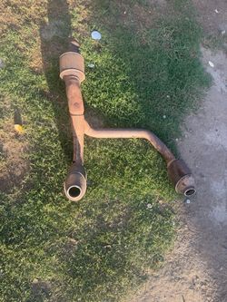 2009/14 Chevy Silverado exhaust system Tahoe Suburban Yukon Escalade Sierra