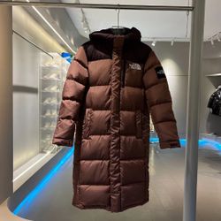 The North Face Women’s Medium Puffer Coat Jacket Nuptse Long Parka 