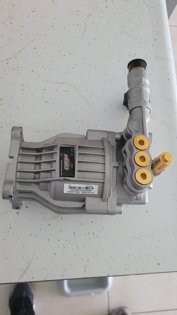 Oem Technology  Water Pump 3/4"  Shaft And 3300 Psi