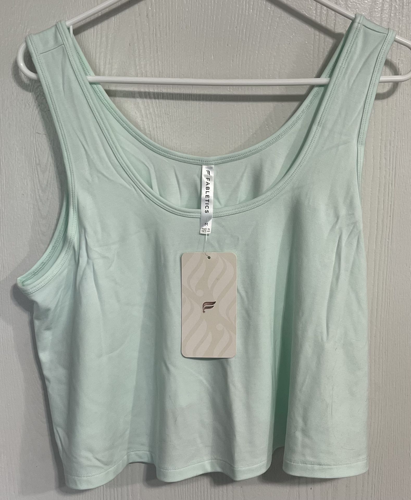 NEW Fabletics Tank - Women's Size Medium - Light Mint Green