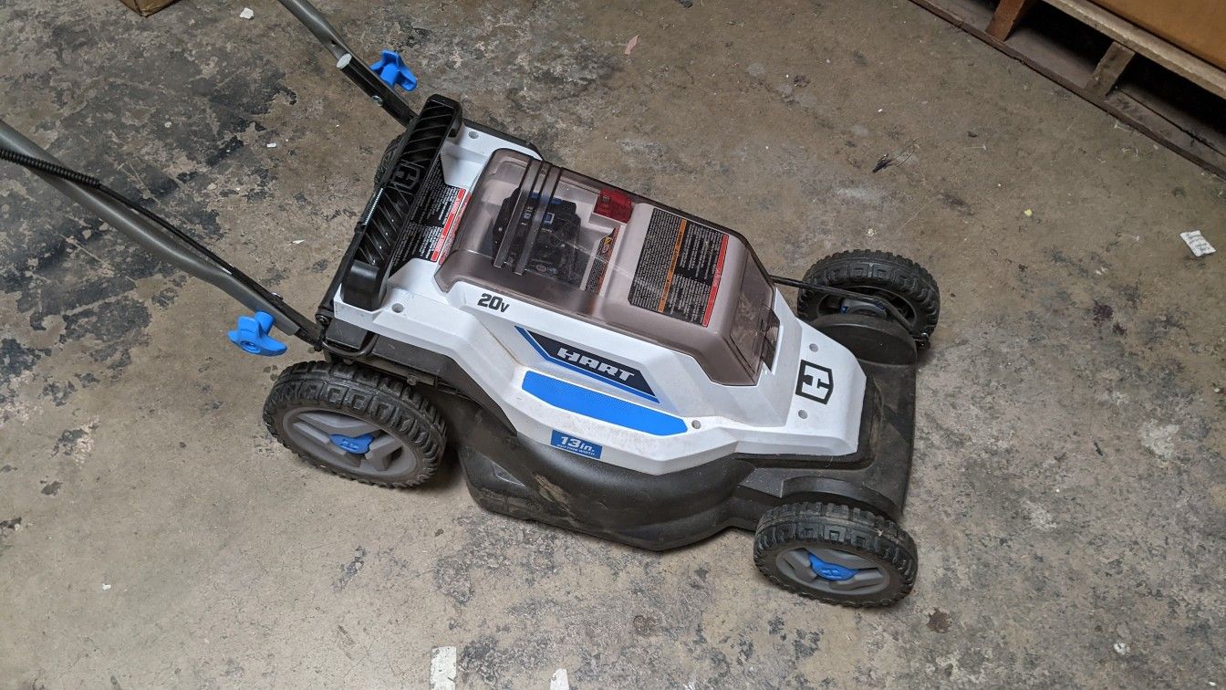 Hart 20v 2024 lawn mower