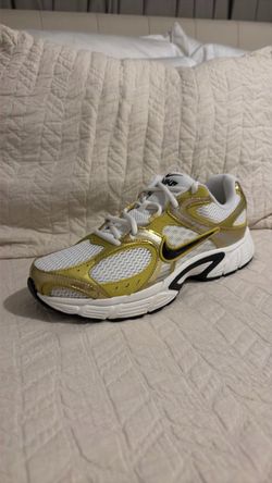 Nike V5 RNR Mens size 10