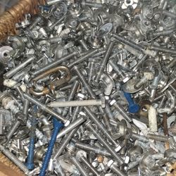 Wing nuts 12 For 1 Dollars 