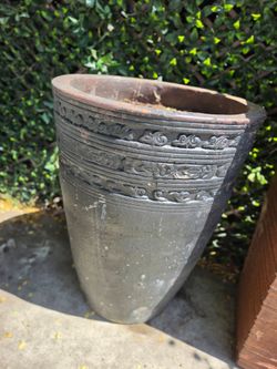 Large Decorative Terracotta Garden Planter