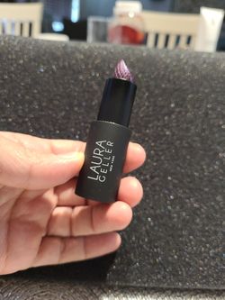 LAURA GELLER METALLIC LIPSTICK