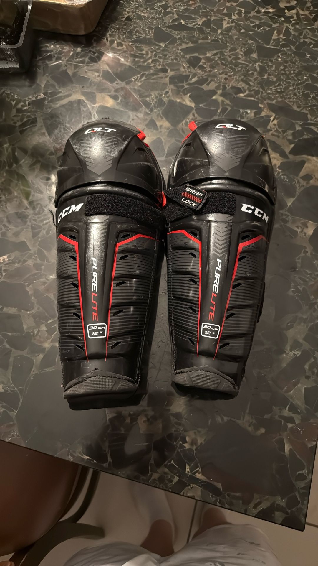 Hockey shin pads