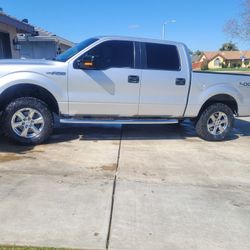 2011 Ford F-150  5.0