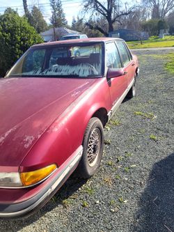 1991 Pontiac Bonneville Thumbnail