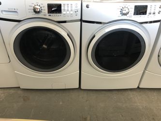 Brand New Scratch n Dent Front Load Washer Dryer