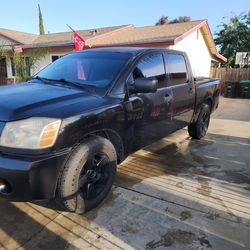 2005 Nissan Titan