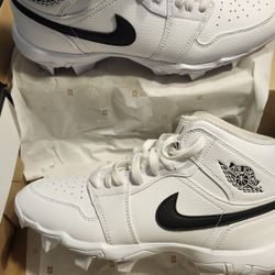 Football Nike Cleats Size 6 Boys 