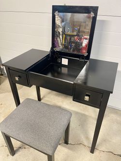 Wooden Vanity Make Table With Mirror And Bench 