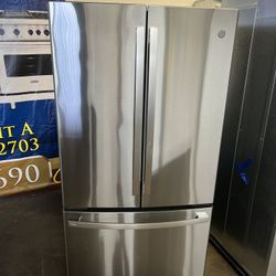 NEW OPEN BOX GE COUNTER DEPTH FRENCH STYLE REFRIGERATOR 