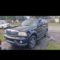 2005 Lincoln Aviator