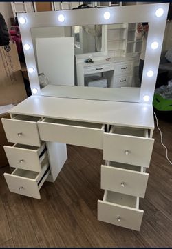 Vanity - White Color - LED -inbox