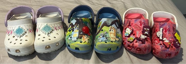 Toddler Girls Crocs Bundle 9c