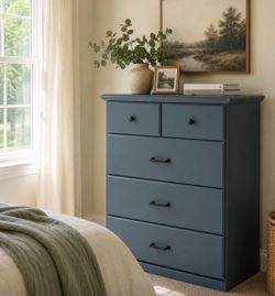4-Drawer Wood Dresser