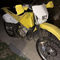 Suzuki drz 250 