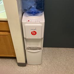 Water Dispenser 