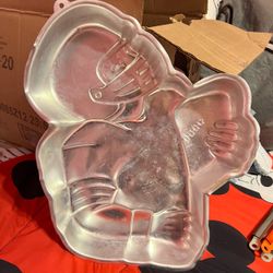 Cake pans $ 3 each.