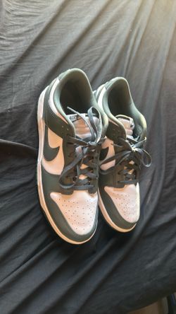 Nike dunks low retro size 11