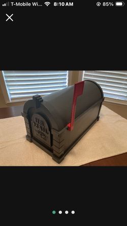 Mailbox US GM Keystone Top Quality with Post Mount Retail $350. 