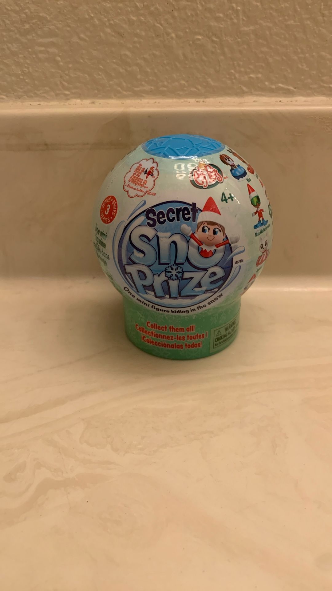 The Elf On The Shelf Secret,Sno PRIZE One Mini Figure Hiding In The Snow Retail 8.95