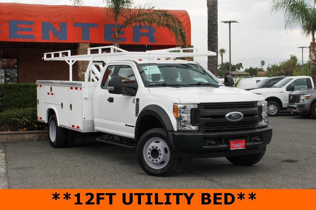2017 Ford F-450 Chassis
