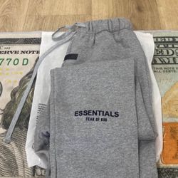 Essential Pants 