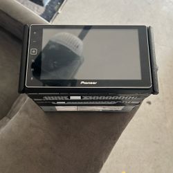 Pioneer MVH-1400NEX