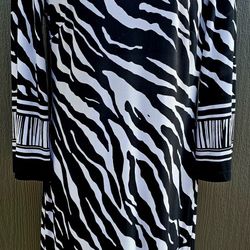 BLACK & WHITE DRESS