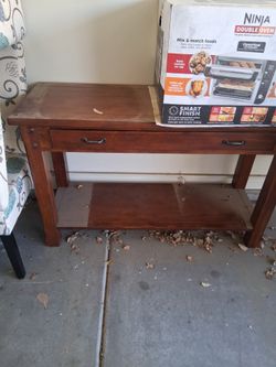 Wood entry table