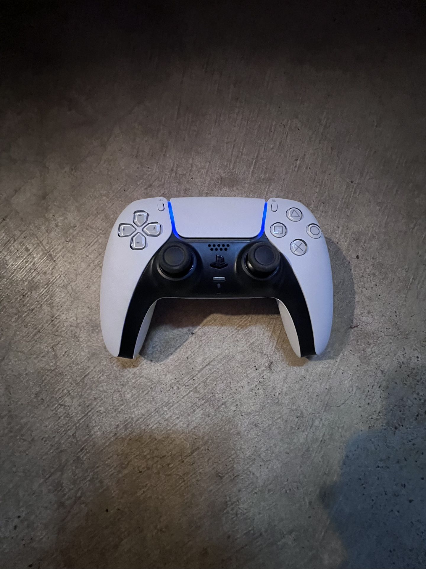 PS5 Controller For Sale!! Condition Like New 