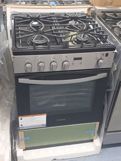Brand new 24-in Slide in gas range 