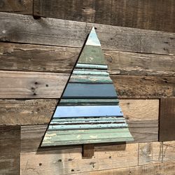 Handcrafted wooden tree decorations(large)