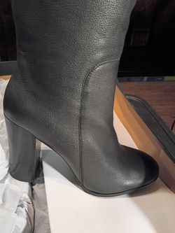 KENNETH COLE NEW YORK "JUSTIN". BLACK LEATHER KNEE HIGH BOOTS SIZE 10 M NEW