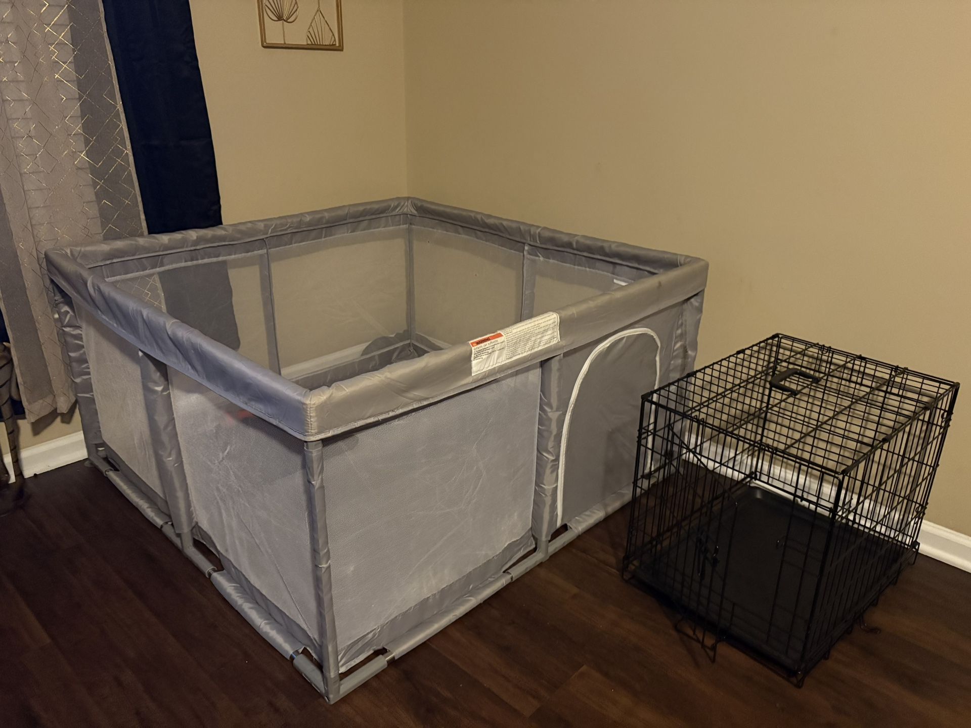 Dog Crate and Dog Play Pen